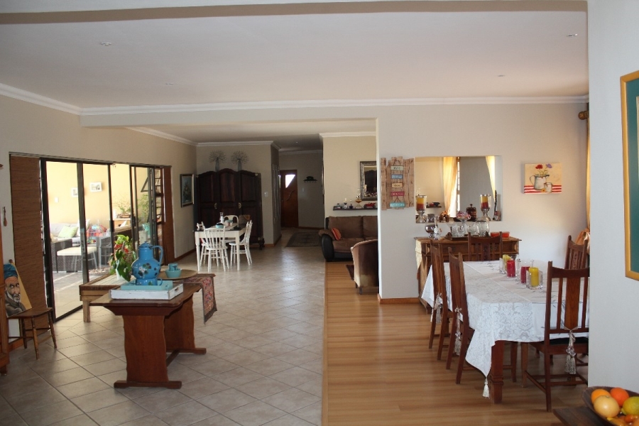 4 Bedroom Property for Sale in Myburgh Park Western Cape